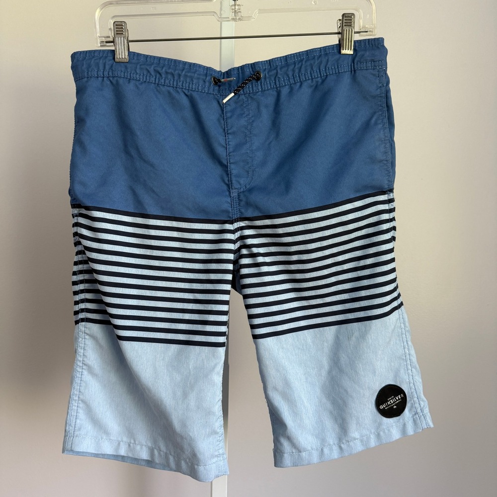 Quiksilver Volley Shorts Mens Size L Blue Striped Swim‎ Trunks Beach Surf